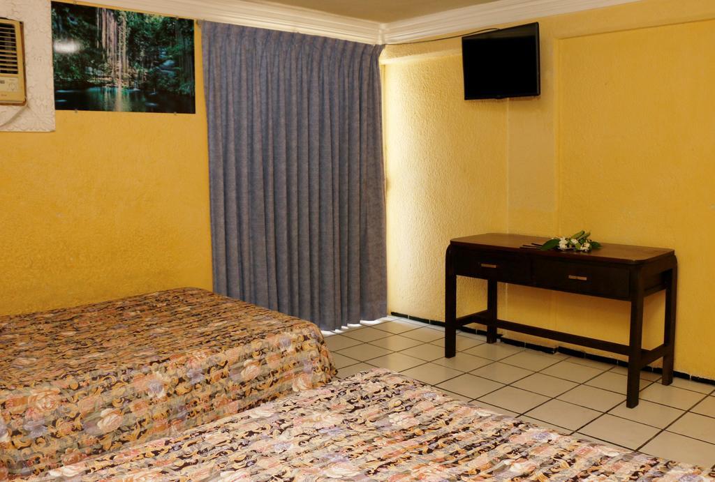 Hotel Suites Elia Noemi Merida Ngoại thất bức ảnh