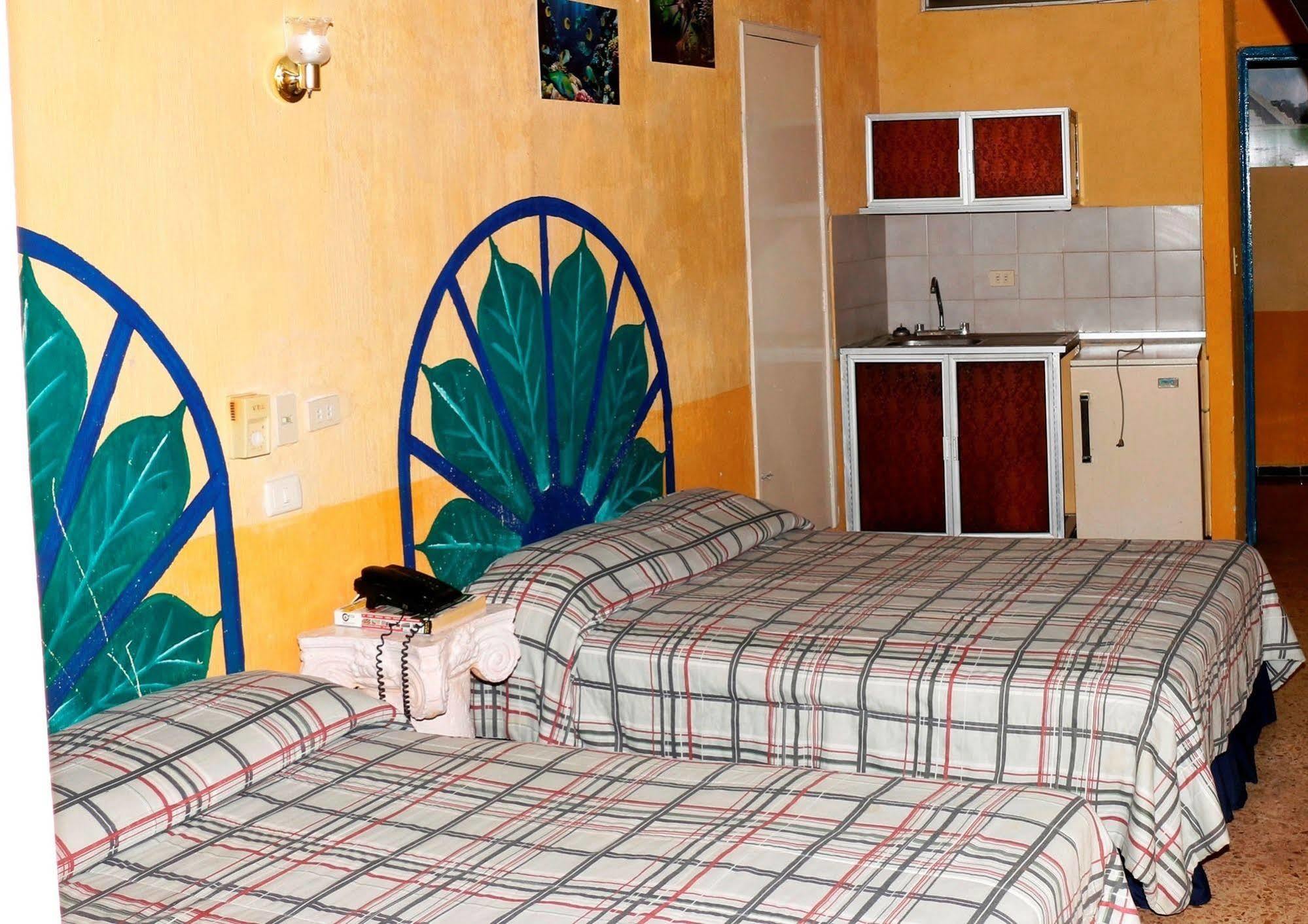 Hotel Suites Elia Noemi Merida Ngoại thất bức ảnh