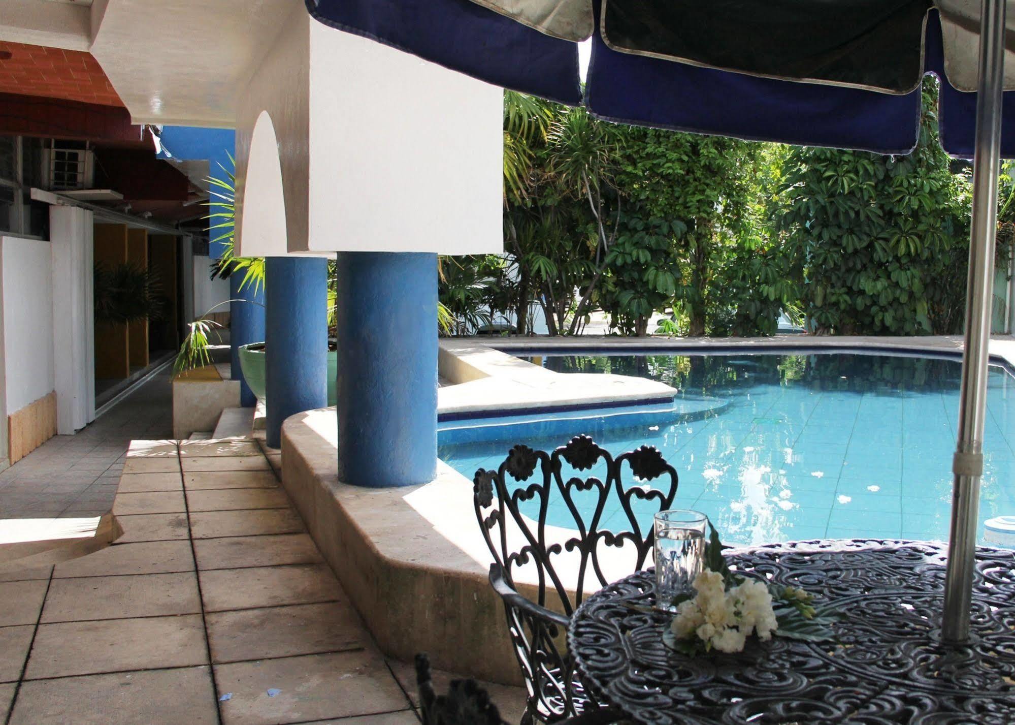 Hotel Suites Elia Noemi Merida Ngoại thất bức ảnh